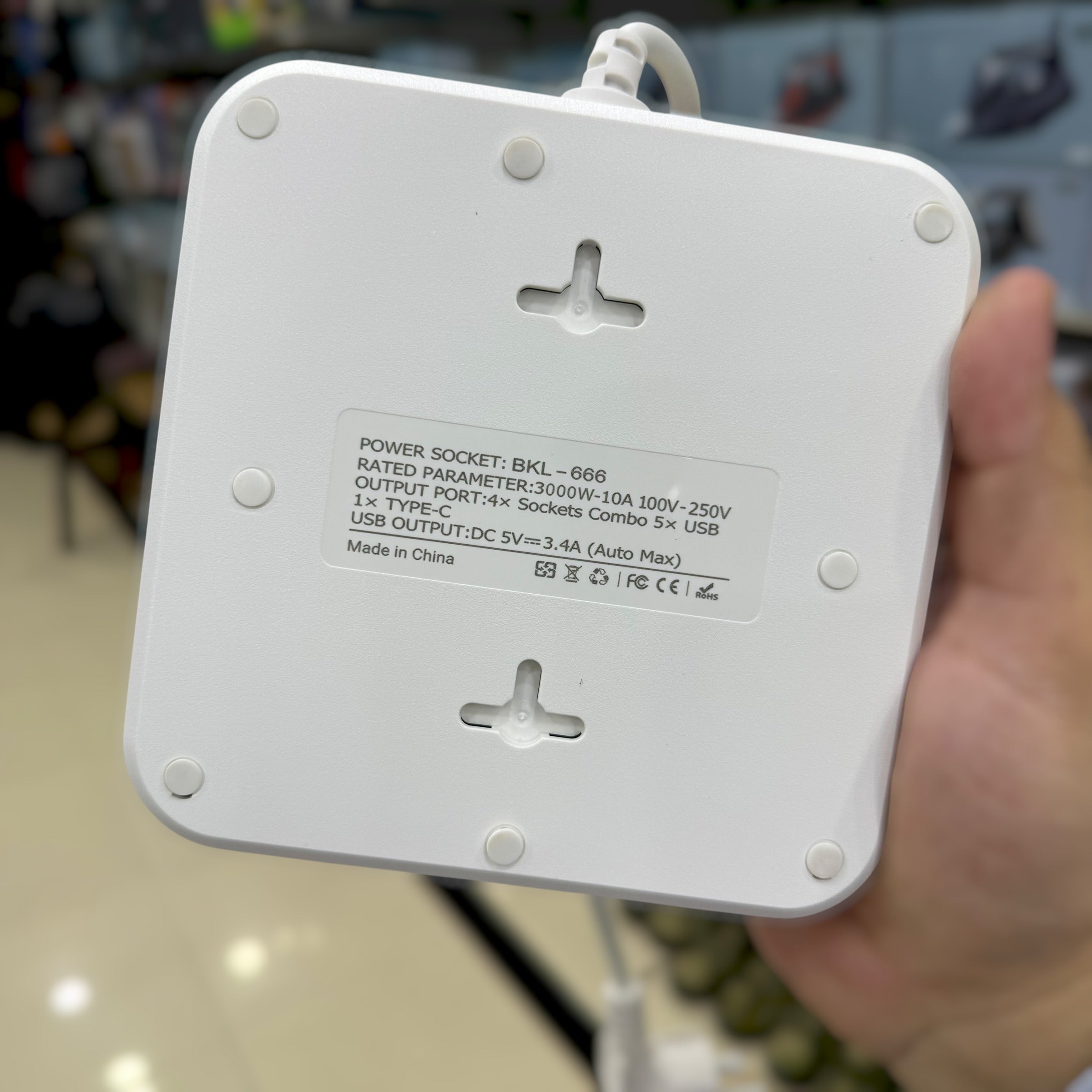 Good Quality Fireproof Extension Board with USB Ports