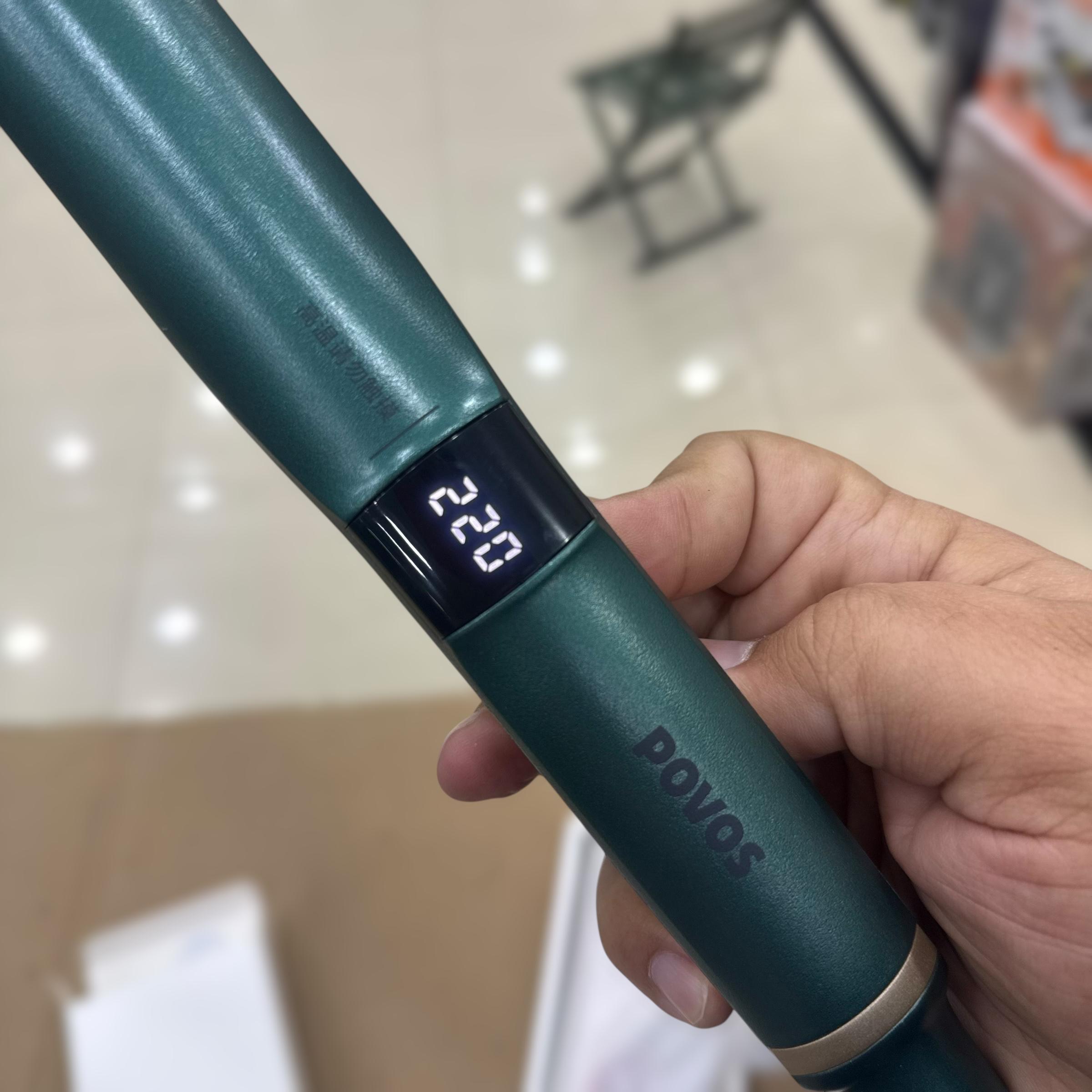 Povos Digital Hair Straightener